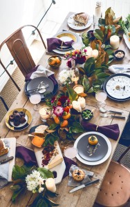 A Colorful and Natural Thanksgiving Tablescape