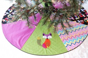 Amy Oestreicher - Allspice and Acrylics - Christmas 2015 Gift Ideas Nine Amazing Artisanal Handmade Christmas Gifts - Fox CHRISTMAS TREE SKIRT